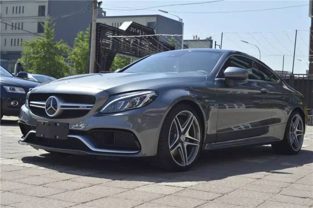 奔驰E260 Coupe，精工豪华轿跑典范